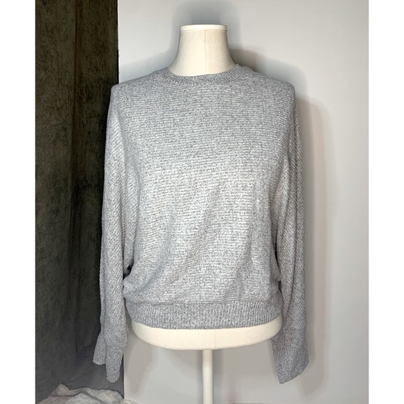 Dynamite Women’s Sweater - Picture 1 of 4